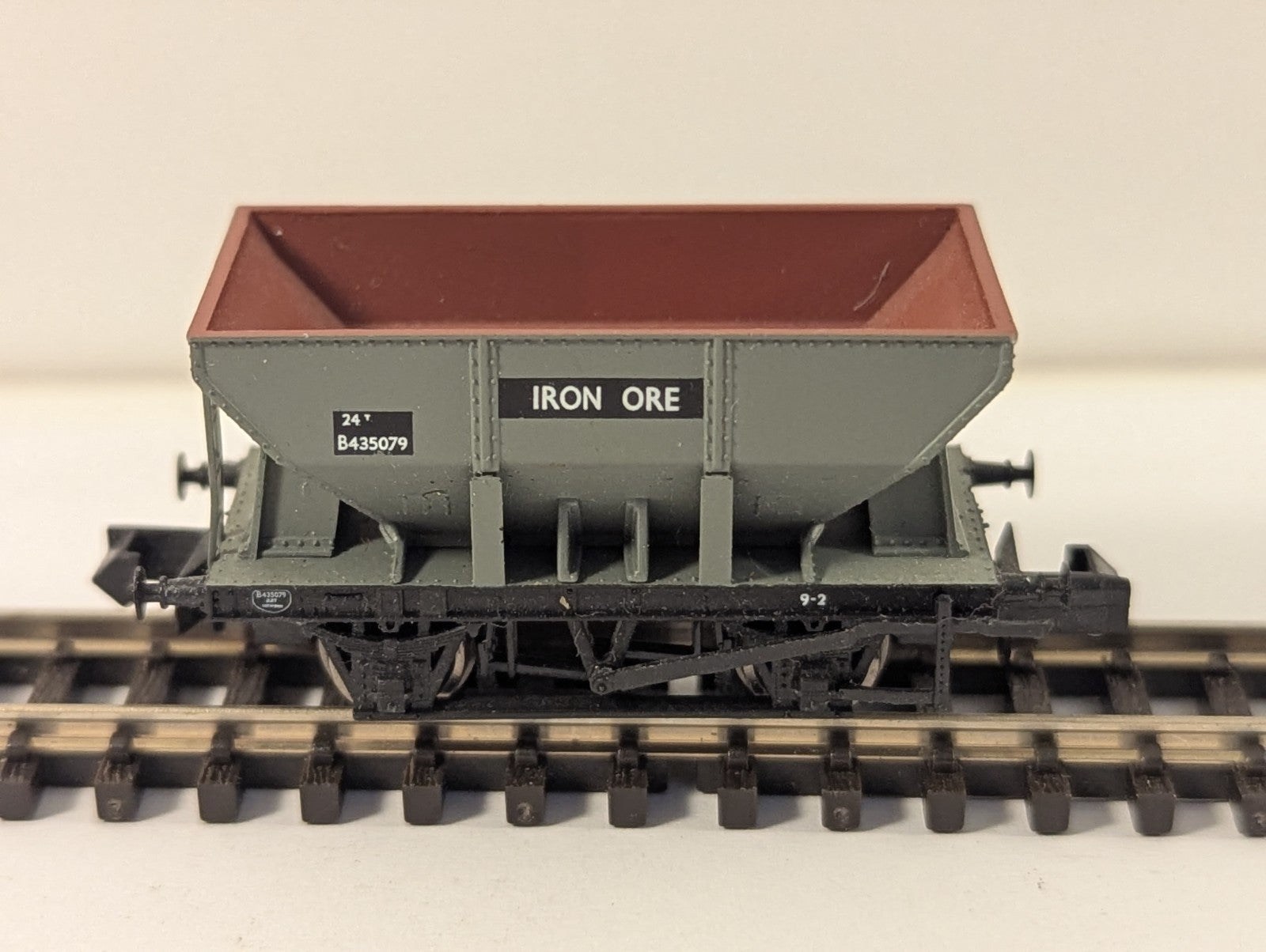 Graham Farish N Gauge BR 24 Ton Ore Hopper Wagon