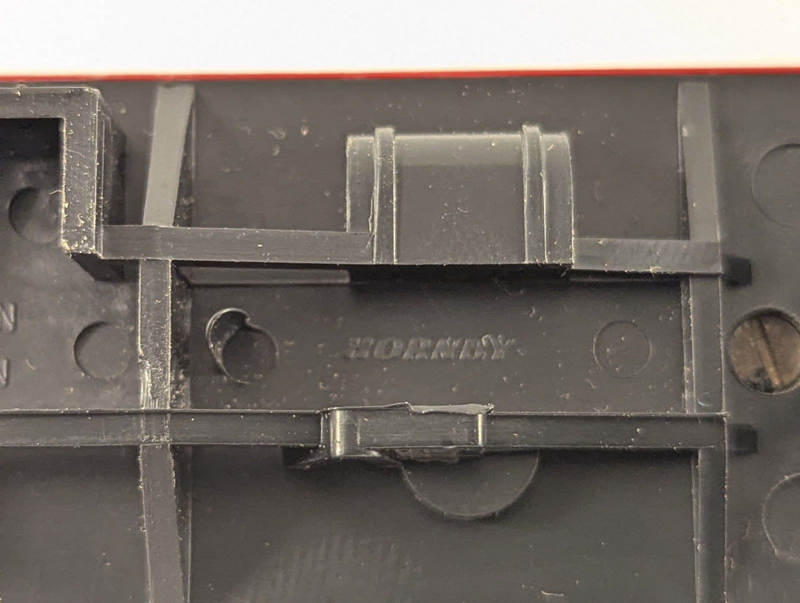 Hornby OO Gauge LMS Style Composite Coach Passenger Coach 15210