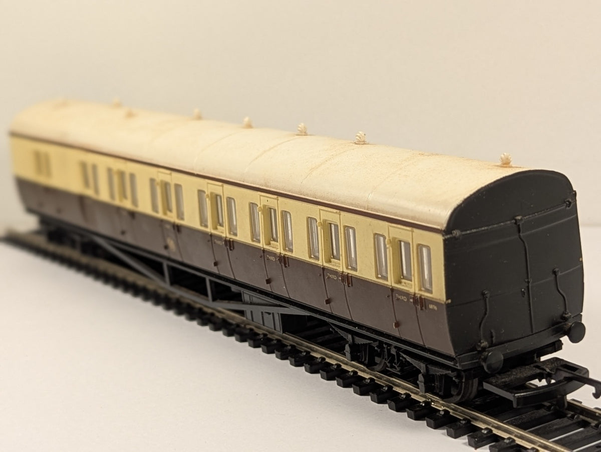 Airfix OO Gauge GWR Suburban B-Set Brake Composite Coach
