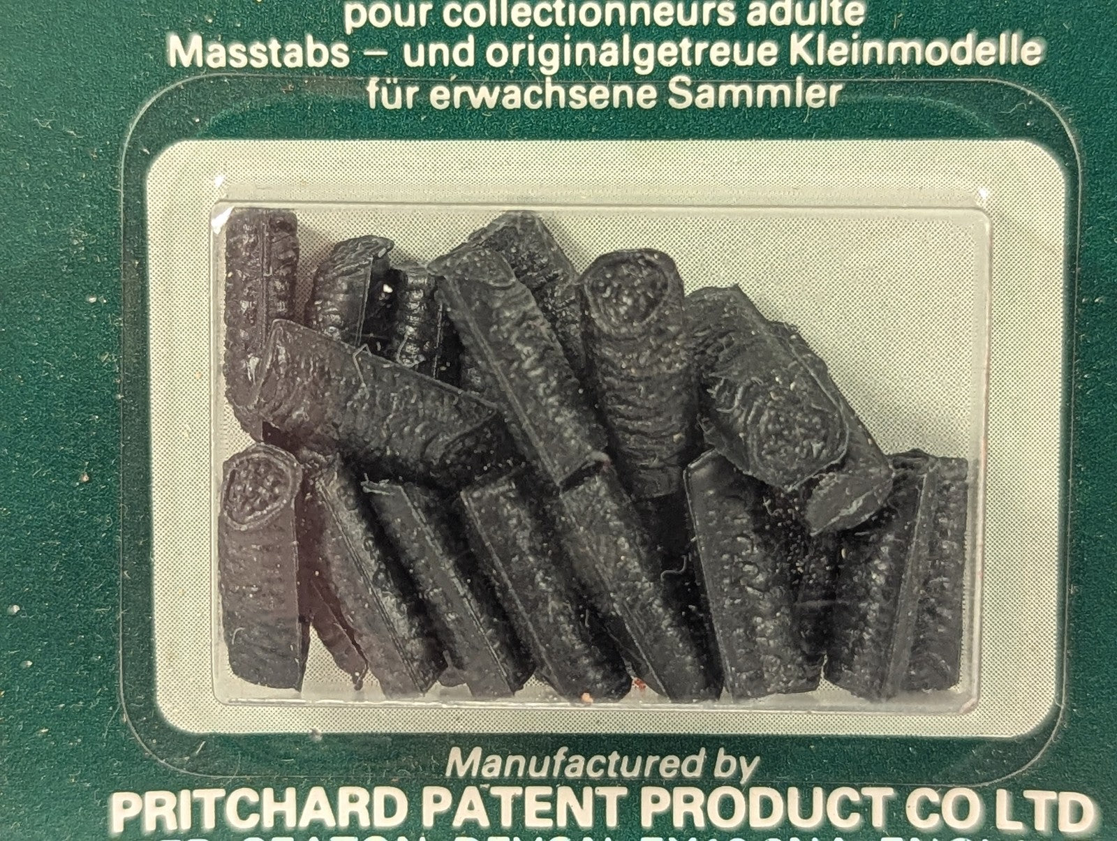 Model Scene HO/OO Sacks of Coal Scenic Accessories 5066