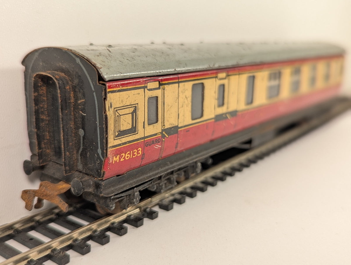 Hornby Dublo OO Gauge BR Corridor Brake Third Coach M26133 Passenger Coach