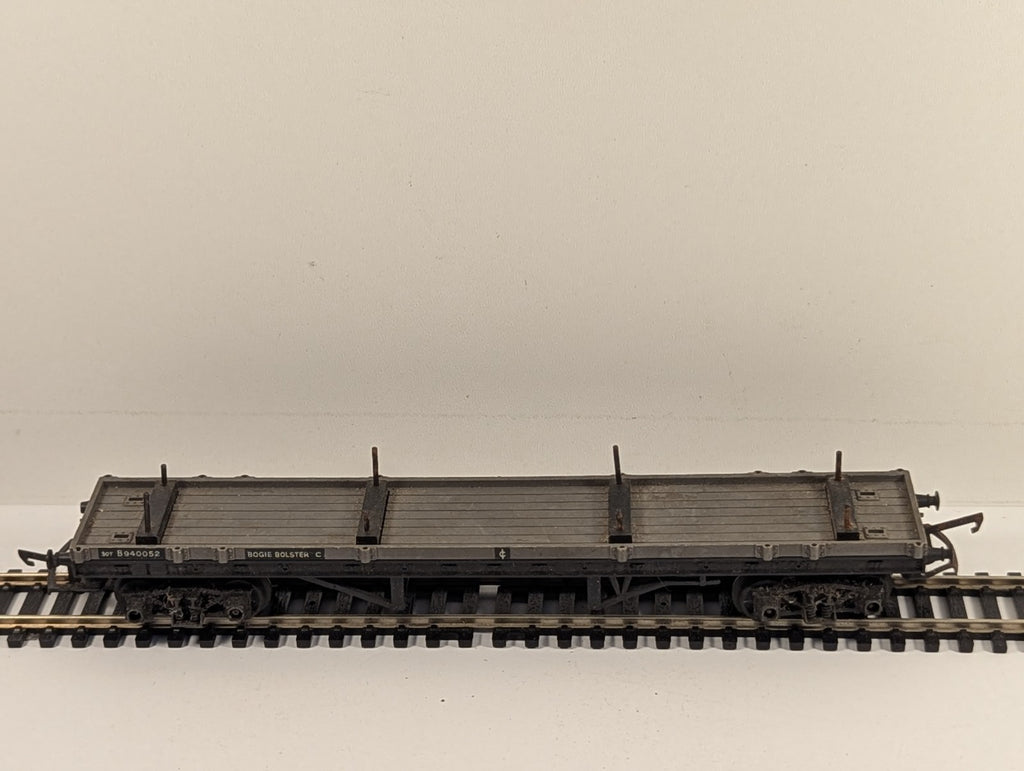 Triang BR Grey 30T Bogie Bolster C Wagon B940052
