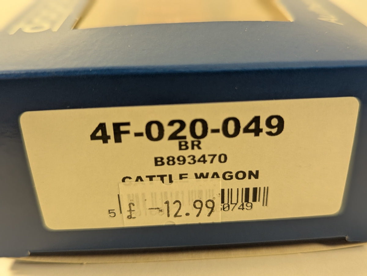 Dapol 4F-020-049 OO Gauge Cattle Wagon