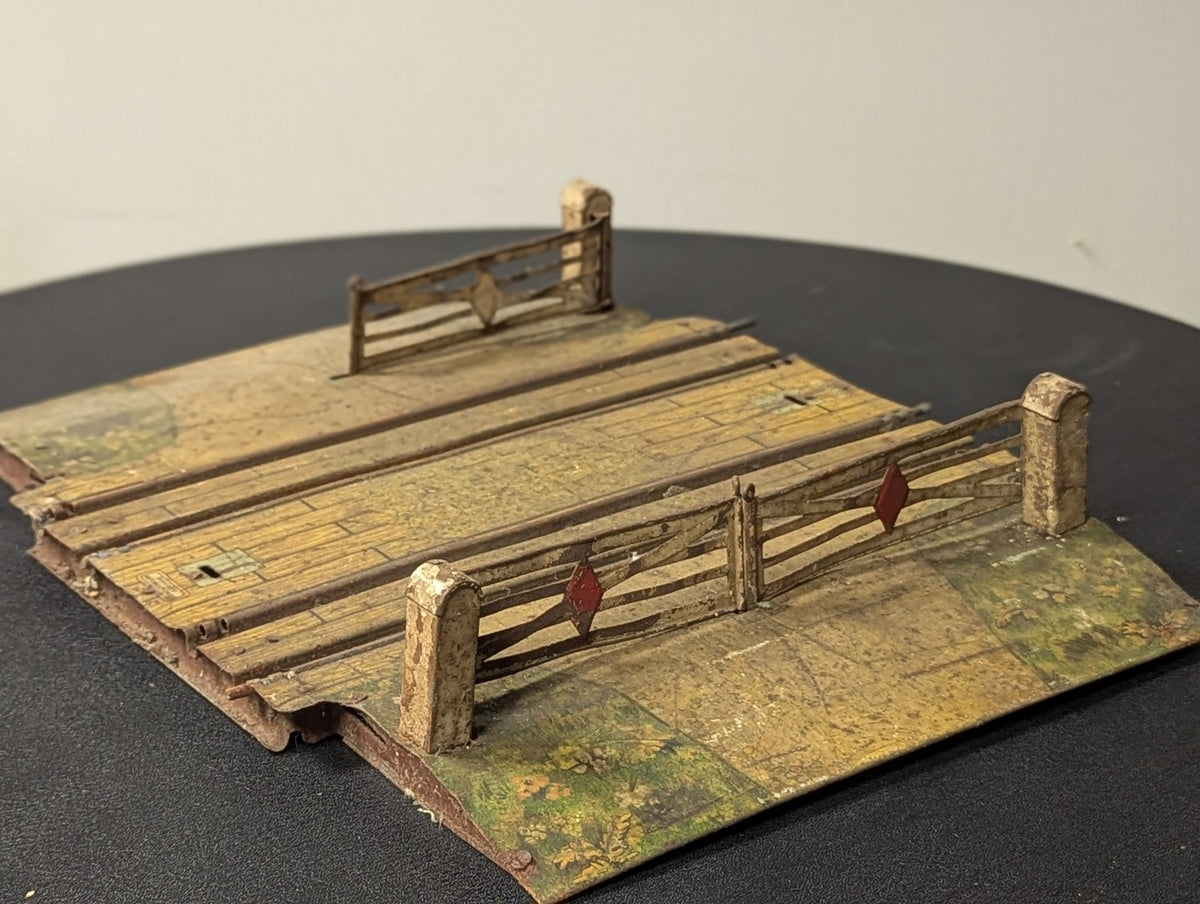 Hornby O Gauge No. 1 Level Crossing Double