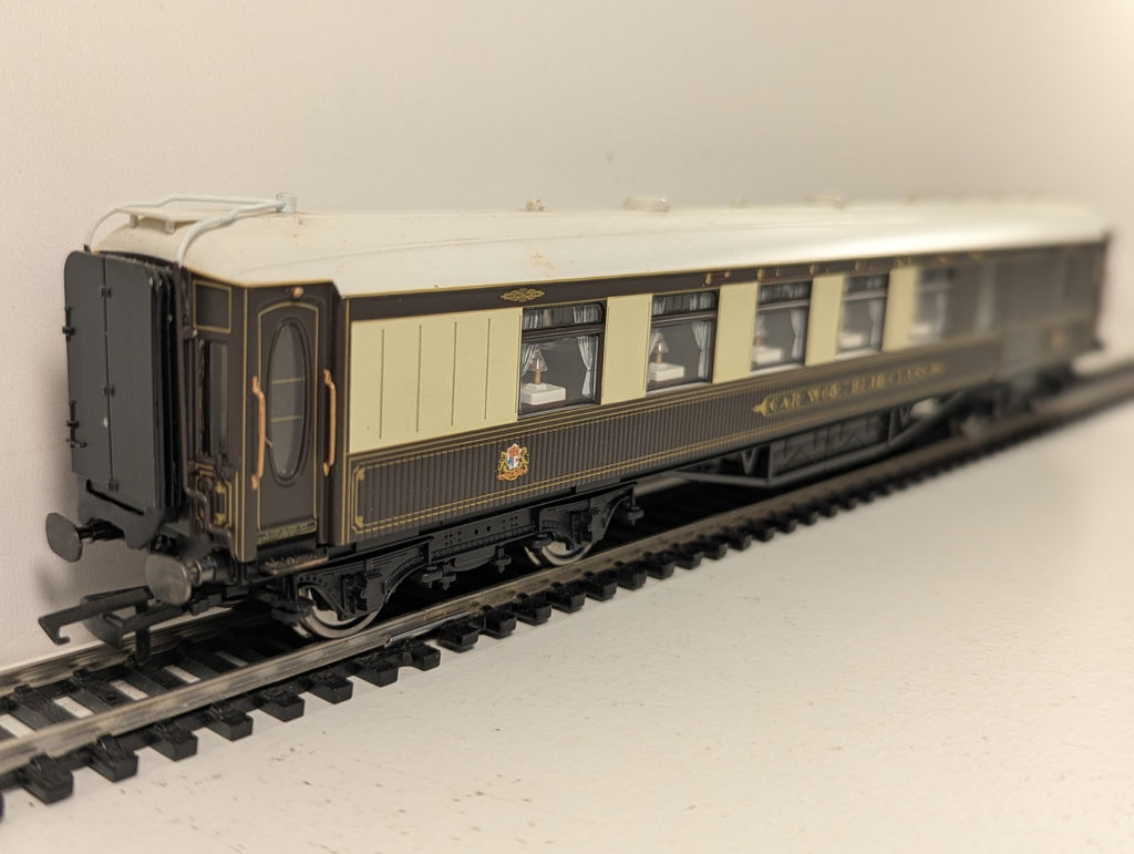Hornby R4150 Pullman 3rd Class Brake 'Car No.65 Third Class' - Working Lights