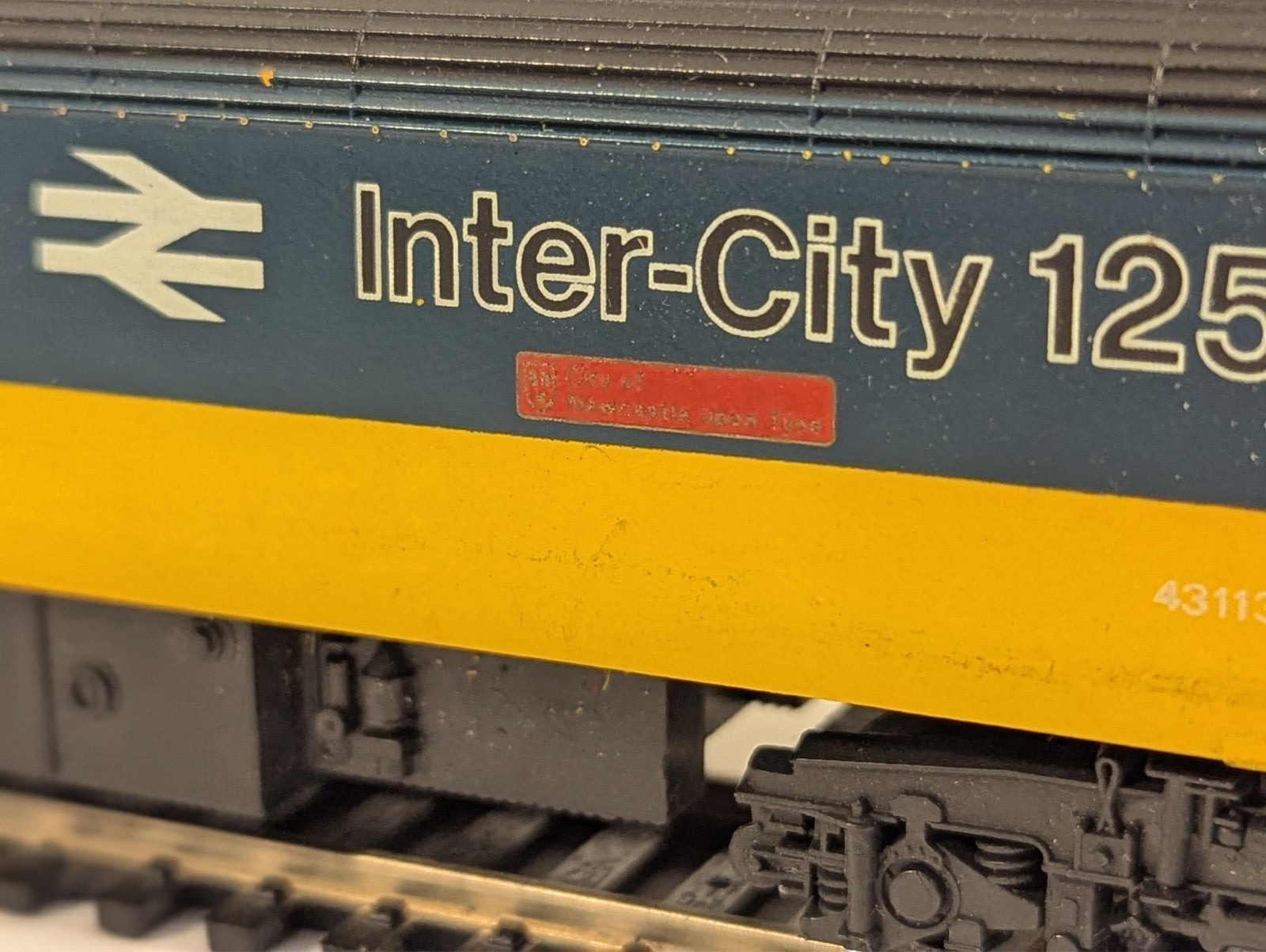 Lima BR InterCity 125 HST Power Car - Motorised - Damaged Nameplate Decals