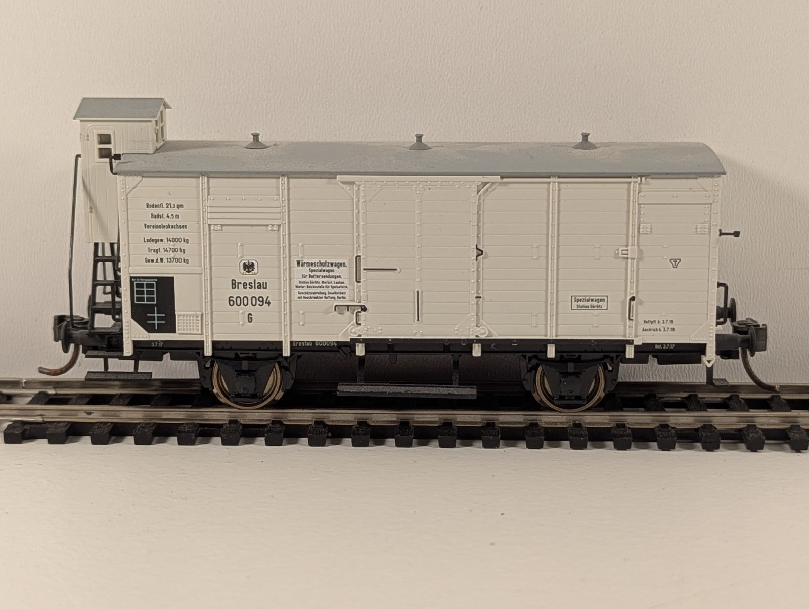 Roco – Insulated Box Car (Wärmeschutzwagen), K.P.E.V. (H0 Gauge)