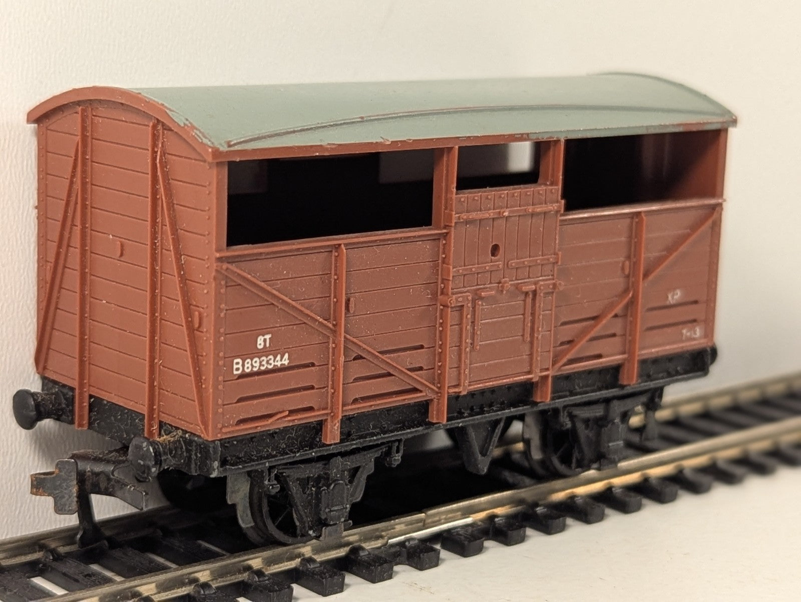 Hornby Dublo BR 8 Ton Cattle Wagon