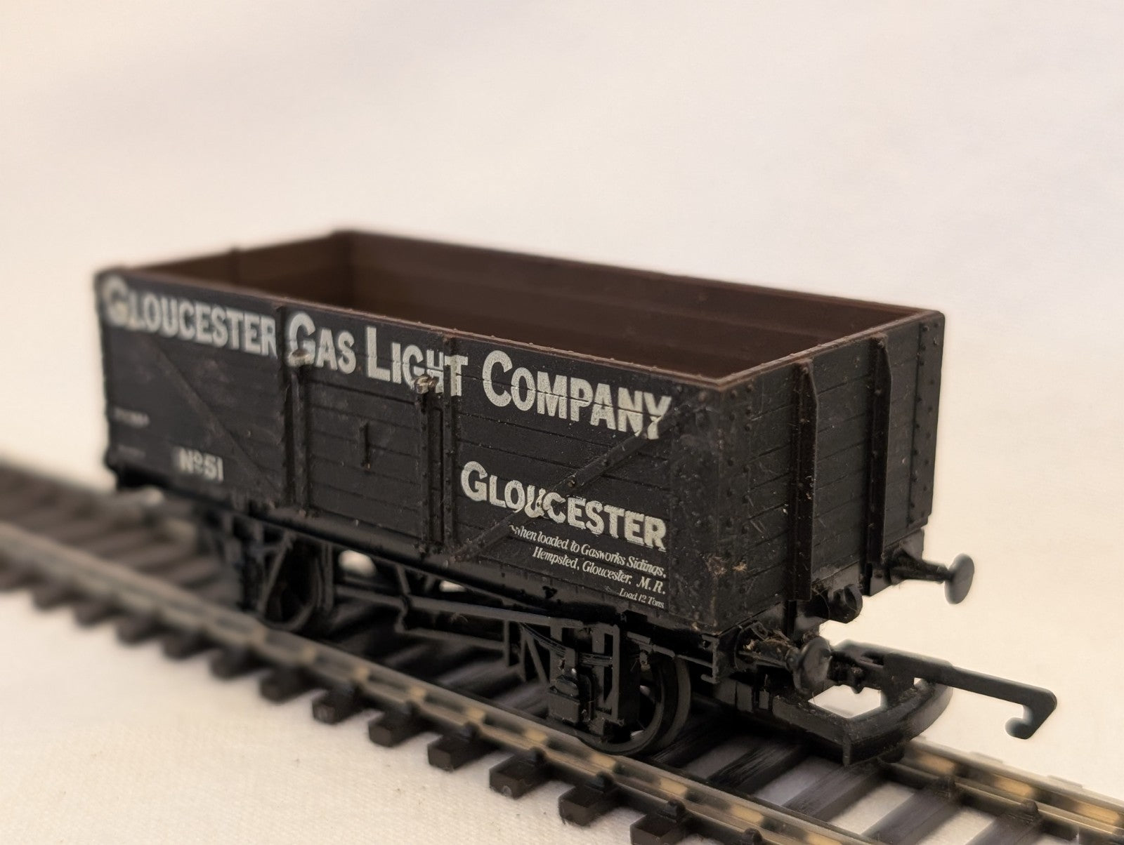 Dapol OO Gauge Gloucester Gas Light Company 7 Plank Wagon Goods Wag