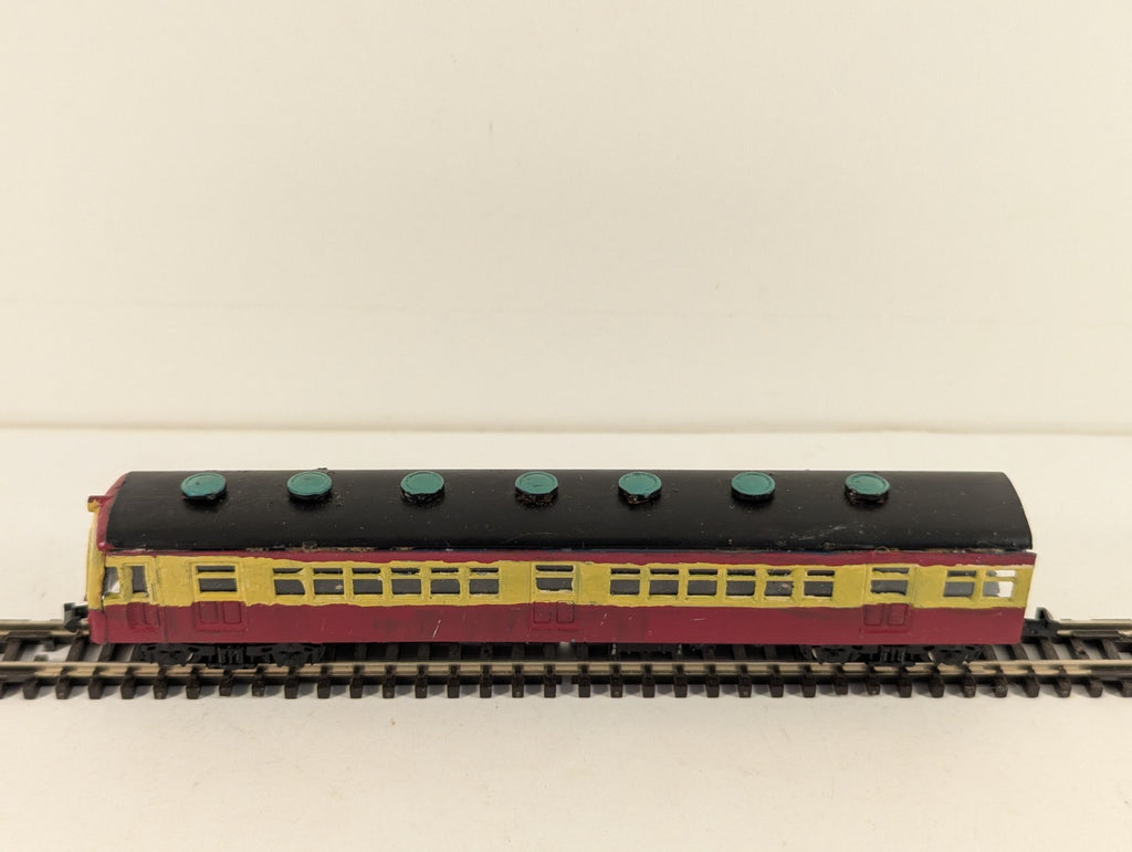 Repainted N Gauge Japanese Dummy Unit Missing Wheels