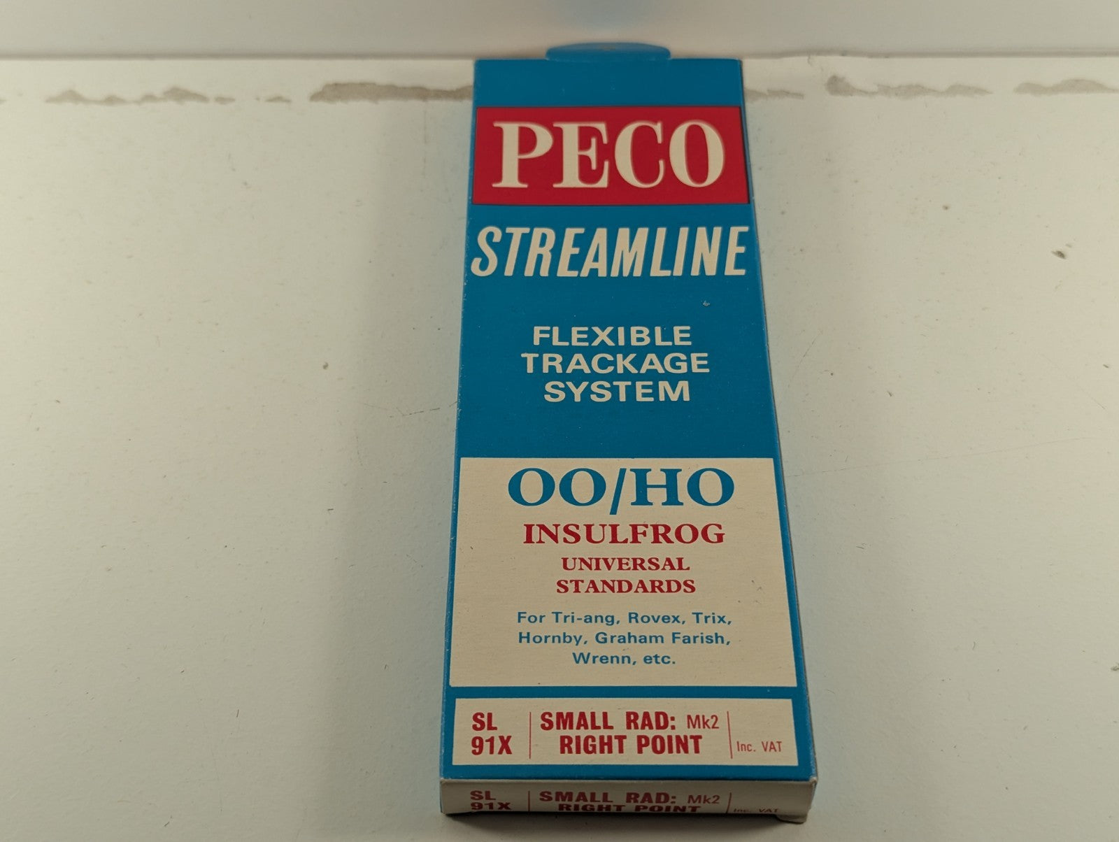 Peco Streamline OO/HO Small Radius Right Hand Point
