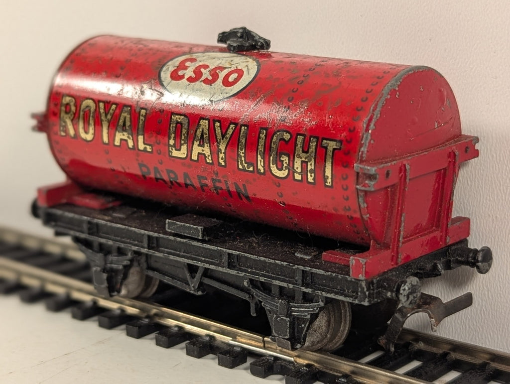 Hornby Dublo D1 OO Gauge Esso Royal Daylight Paraffin Tank Wagon