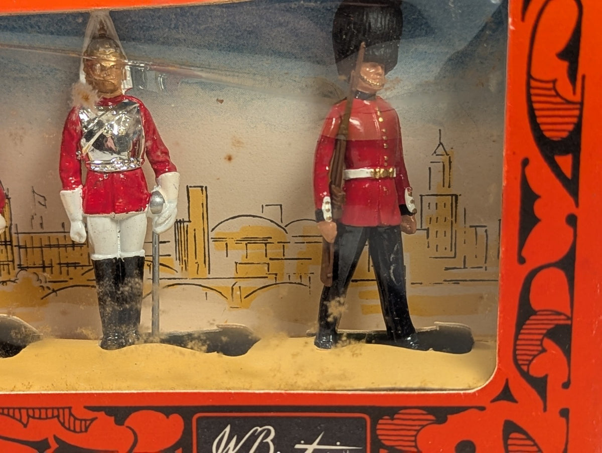Britains 7225 Beefeater Guards 6 Piece Metal Model Set 1970s