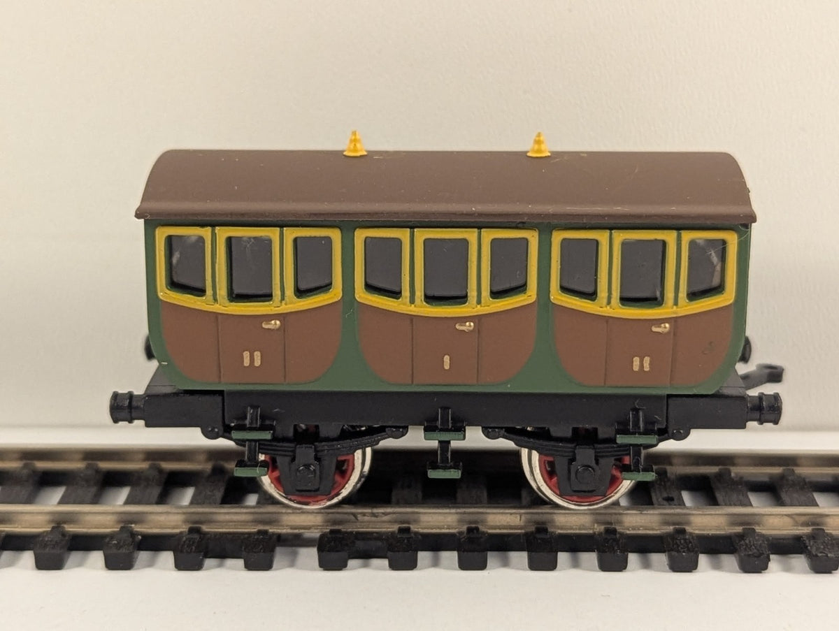 Bachmann HO Gauge “The Prussia” Passenger Coach