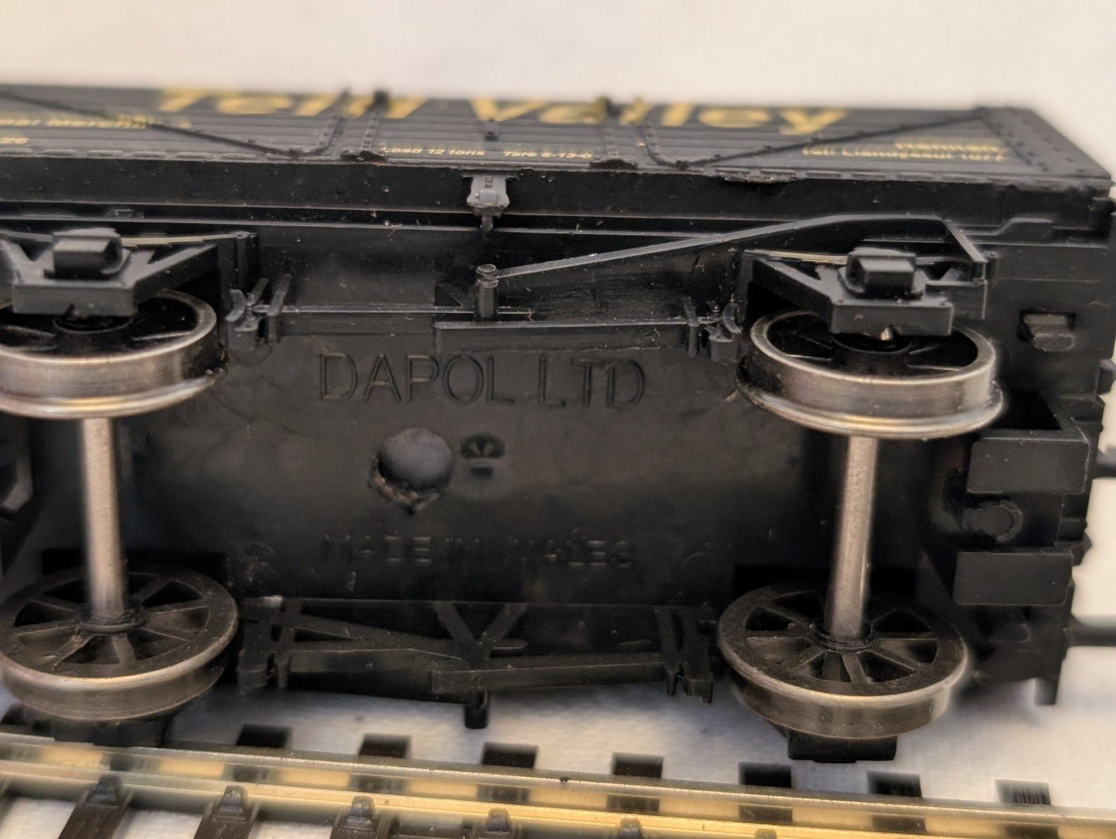 Dapol OO Gauge 7 Plank Open Wagon Teifi Valley No. 28
