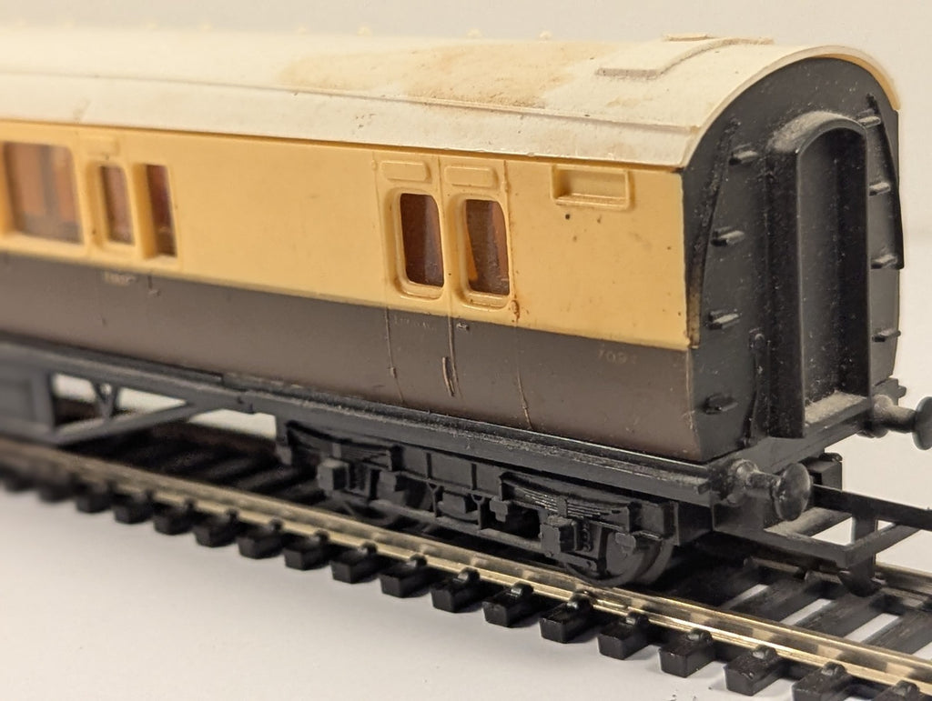Grafar OO Gauge GWR Corridor Brake Coach
