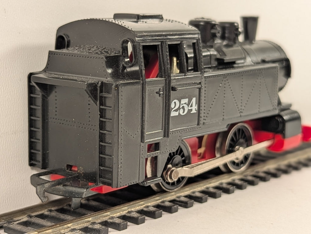 Hornby OO Gauge 0-4-0 Freight Loco Steam Locomotive 254 Black R254