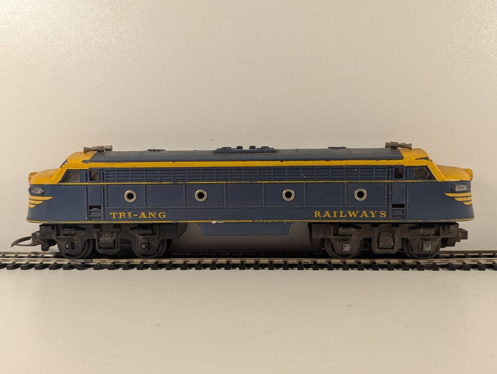 Tri-ang OO Gauge Transcontinental Double-Ended Diesel Locomotive