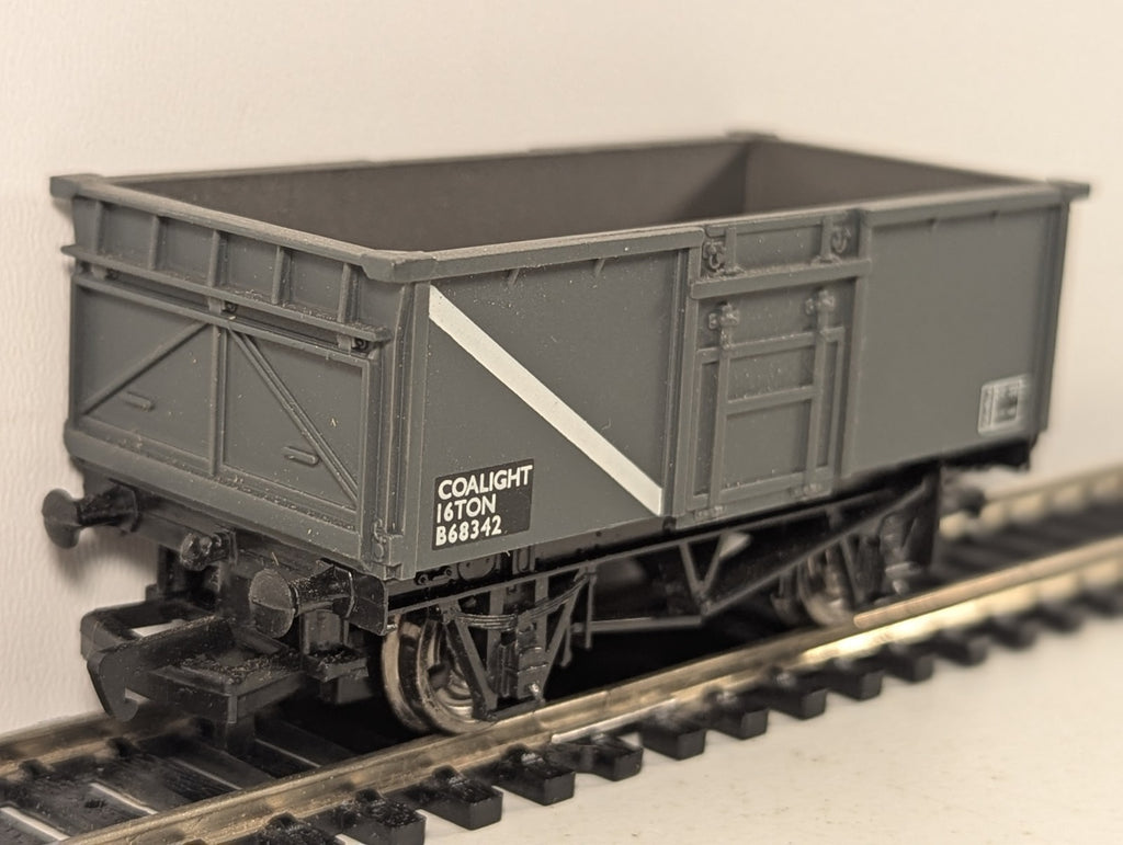 Bachmann OO Gauge 16 Ton Mineral Wagon Goods Wagon B68342 BR Grey