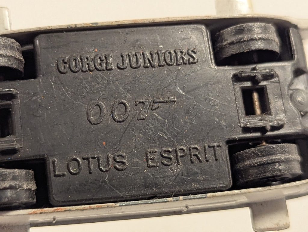 Corgi Juniors James Bond 007 Lotus Esprit Submarine Die-cast Model White