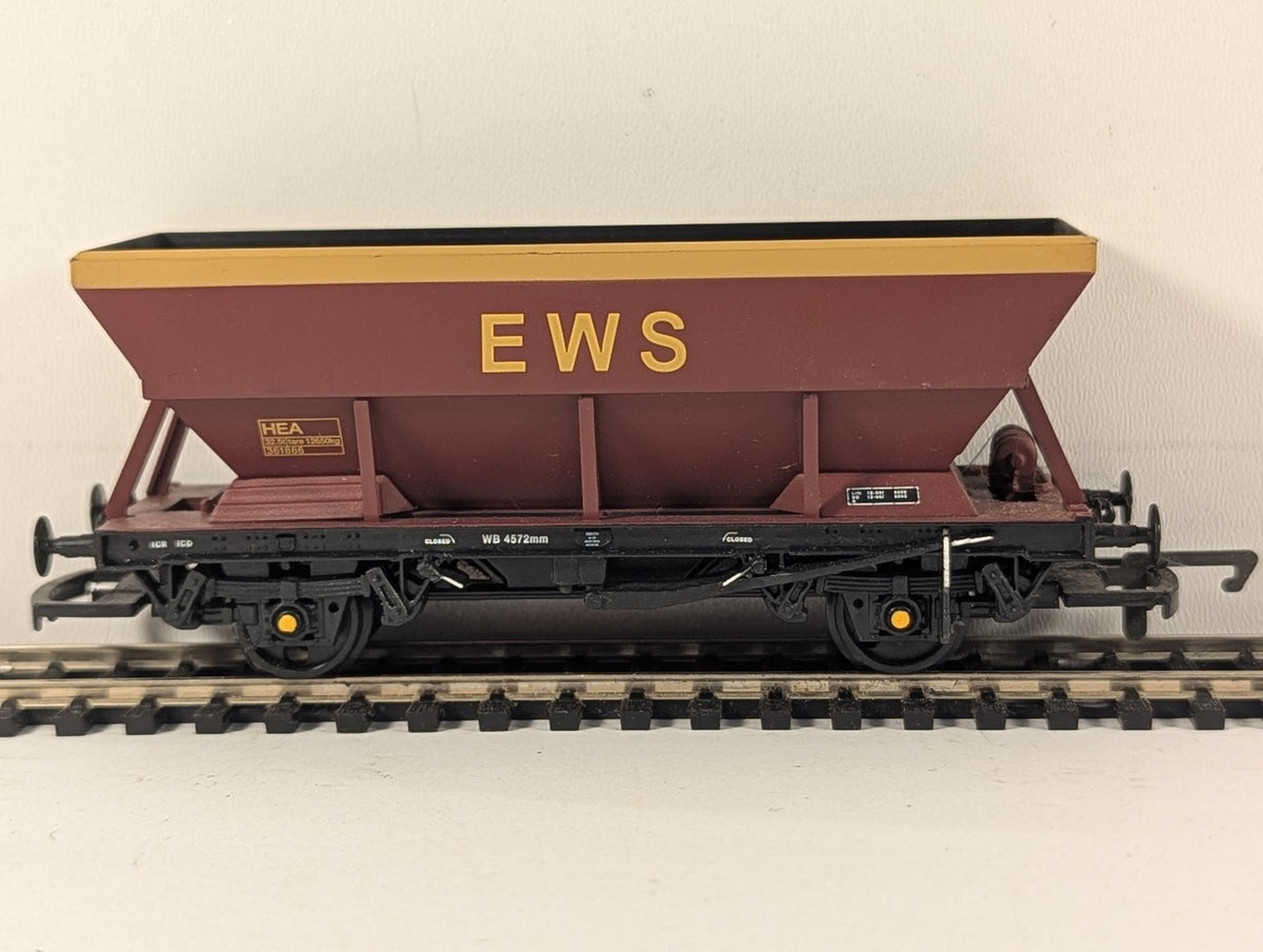 Bachmann OO Gauge HEA Hopper Wagon Goods Wagon 361866 EWS Maroon 38-114