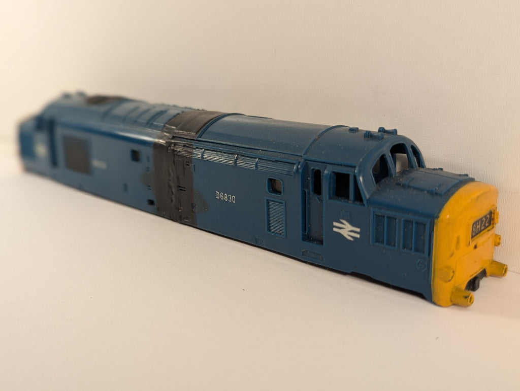 Tri-ang Hornby OO Gauge Class 37 Body Shell - Spares/Repairs