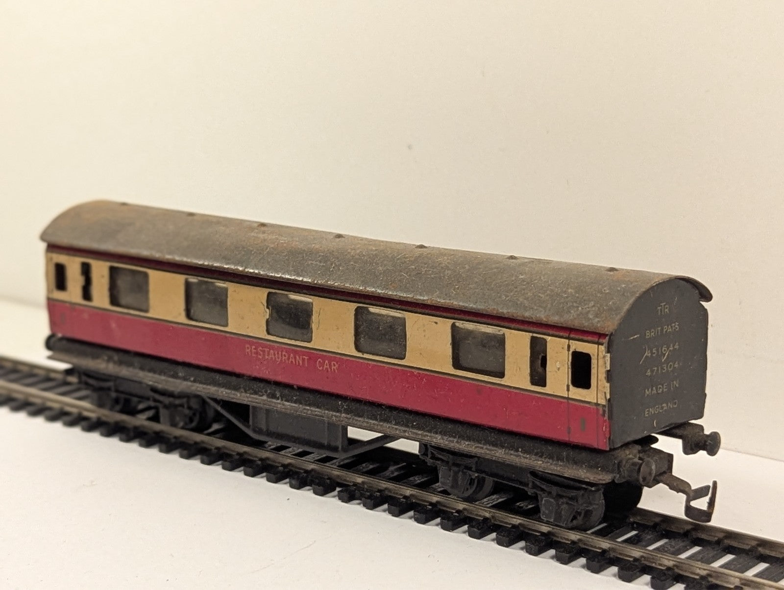 Trix OO Gauge Restaurant Car