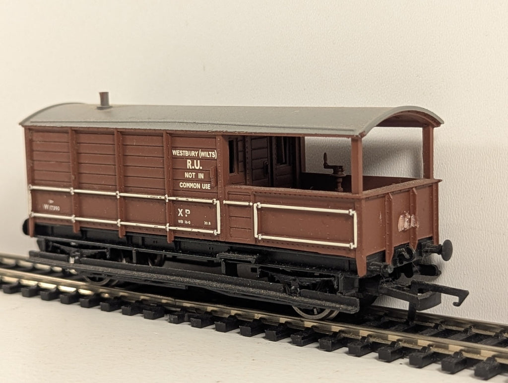 Bachmann OO Gauge GWR 20 Ton Toad Brake Van BR Bauxite