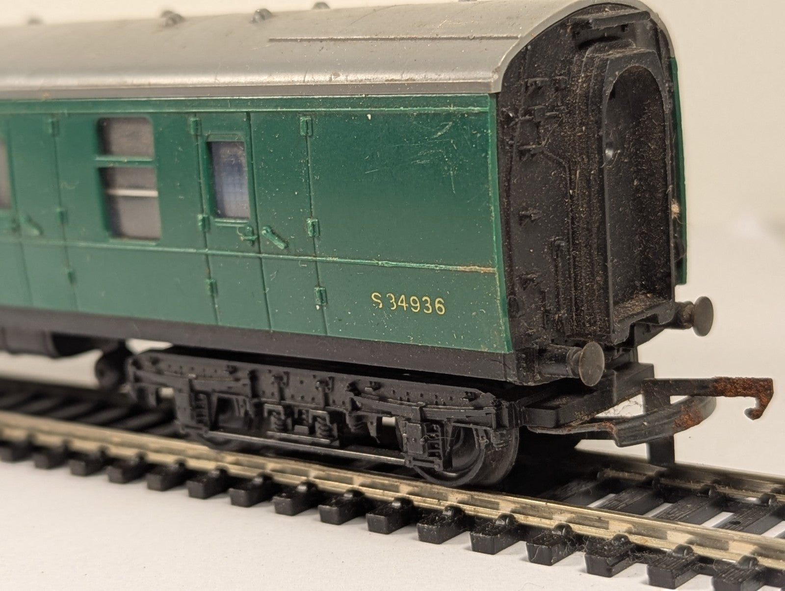Hornby OO Gauge Maunsell Brake Composite Coach Passenger Coach