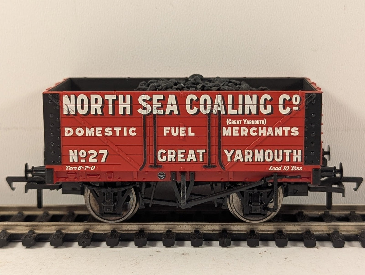Bachmann OO Gauge 7 Plank Wagon 'North Sea Coaling Co.' Goods Wagon 27