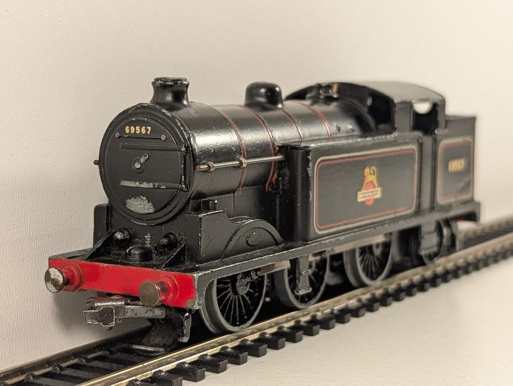 Hornby Dublo EDL17 OO Gauge Class N2 0-6-2T No. 69567 Steam Locomotive - 3 Rail