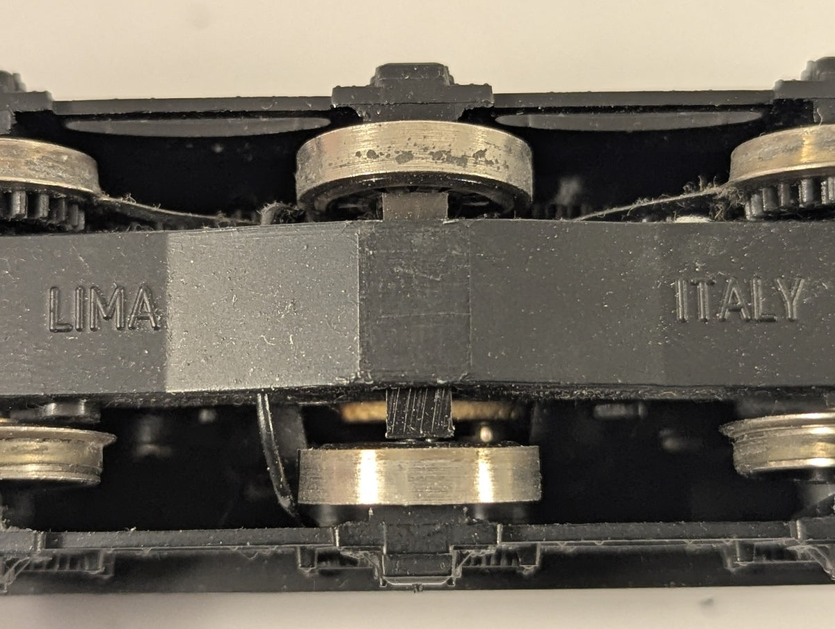 Lima OO Gauge Class 5MT 'Crab' 2-6-0 Locomotive 42700 BR Black (Early Emblem)
