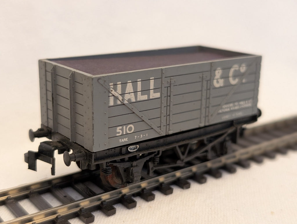 British Trix OO Gauge Private Owner 7-Plank Open Wagon 510 Hall & Co