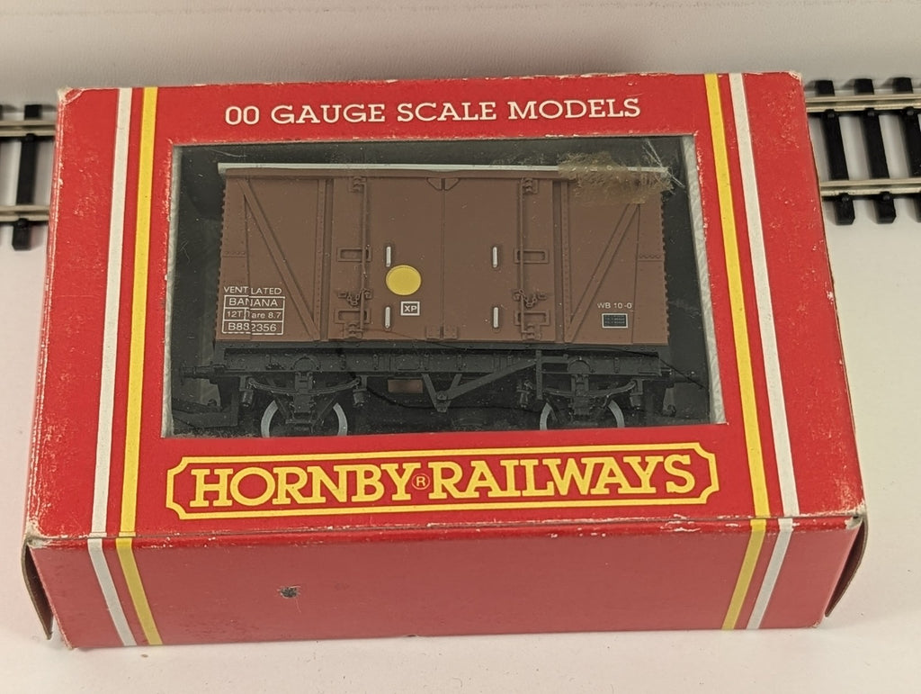 Hornby OO Gauge Banana Van (VEA) Goods Wagon B882356 BR Bauxite R.213