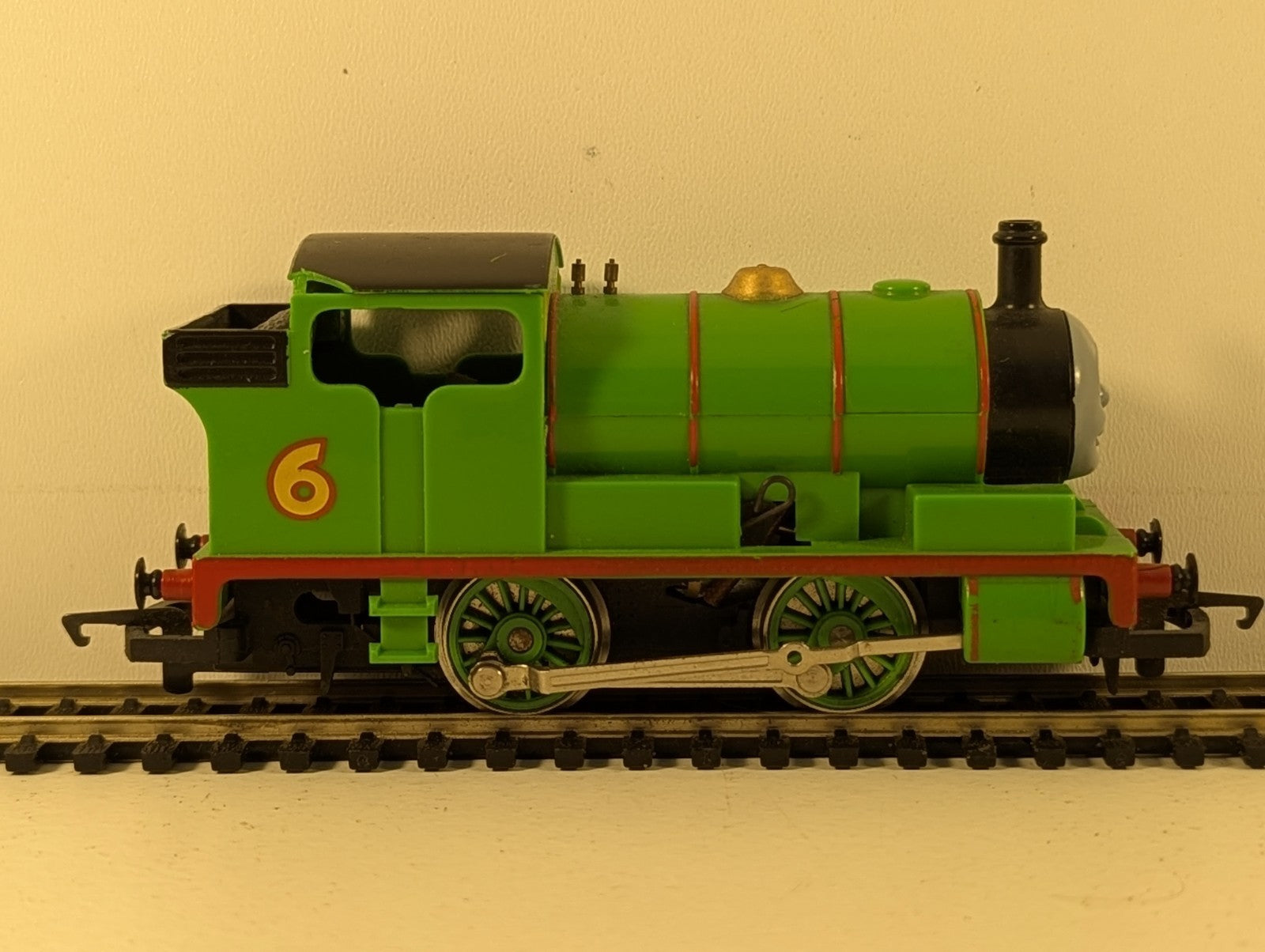 Hornby Percy 0-4-0 Steam Locomotive OO Gauge