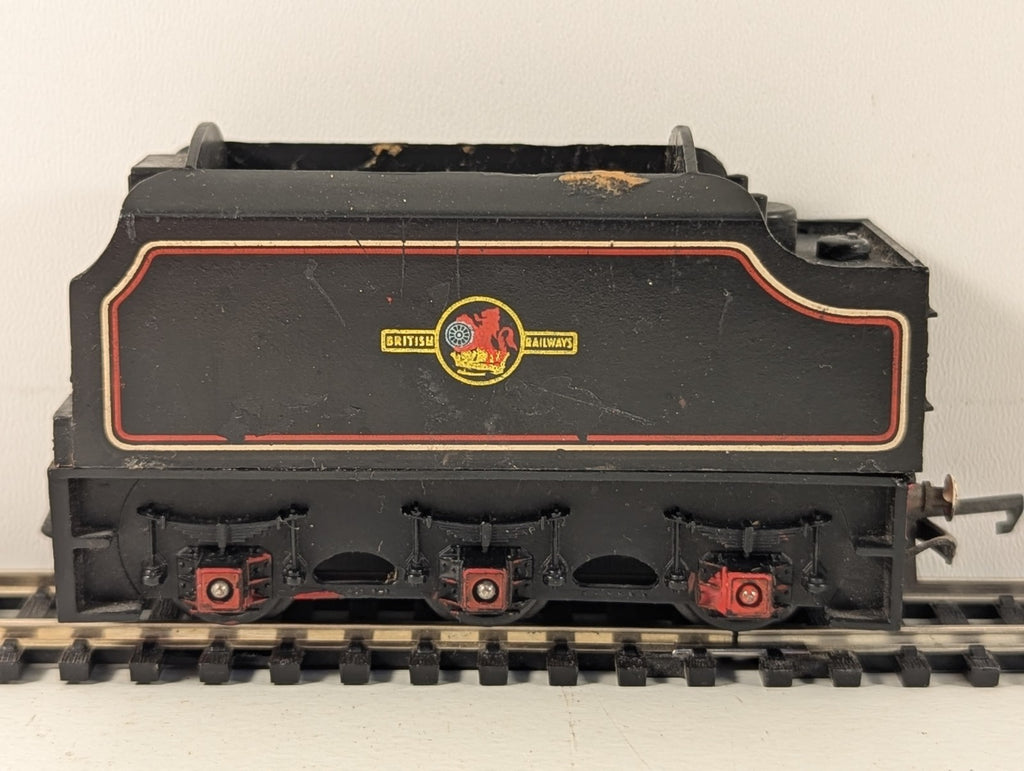 Tri-ang R30 OO Gauge Stanier Tender