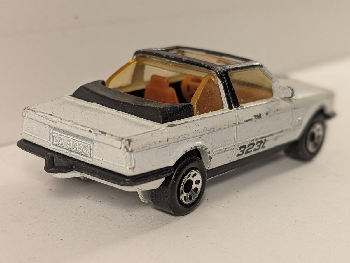 Matchbox BMW 323i Cabriolet Die-cast Vehicle DA 8356