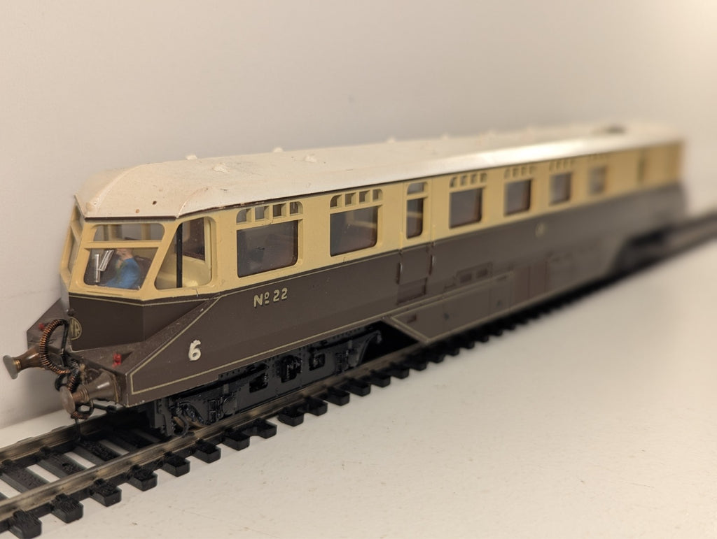 Lima L205132 GWR Diesel Railcar No. 22 OO Gauge - Missing Coupler & Buffer