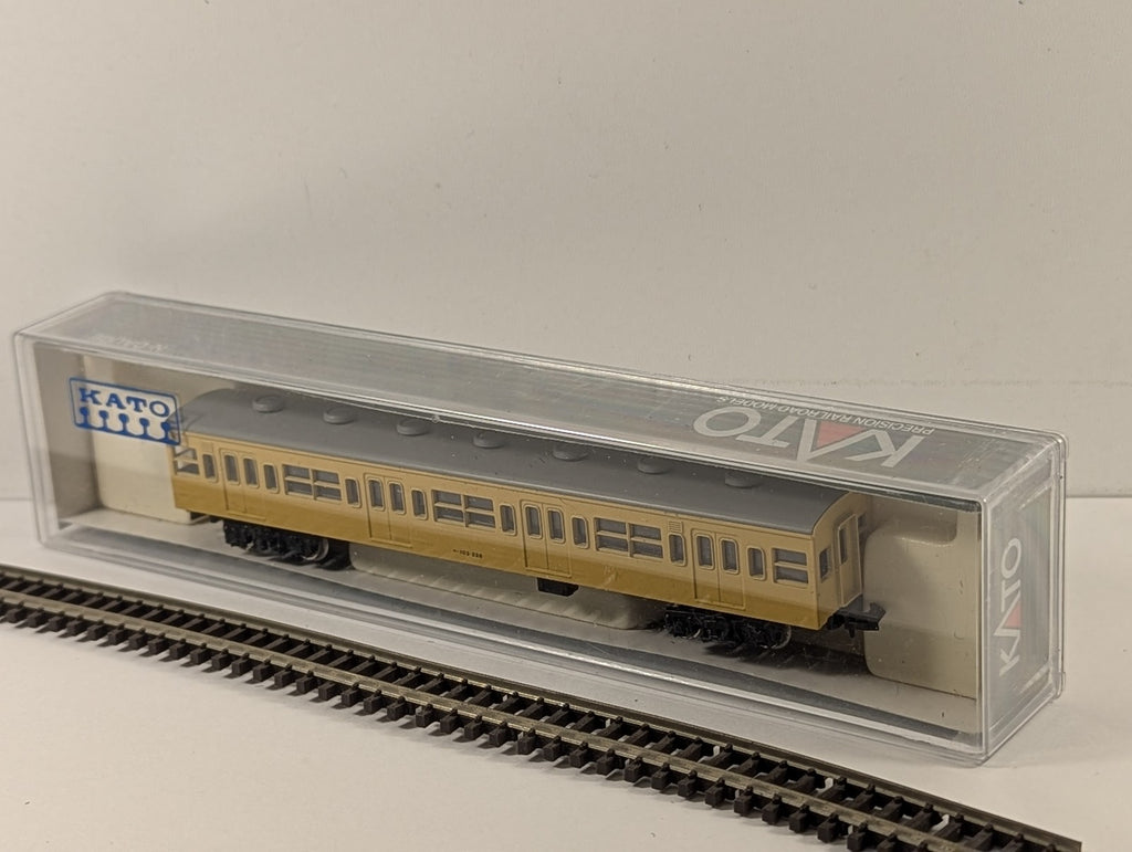 Kato N Gauge JNR Series 103 Saha 103 Intermediate Commuter Coach Passenger Coach
