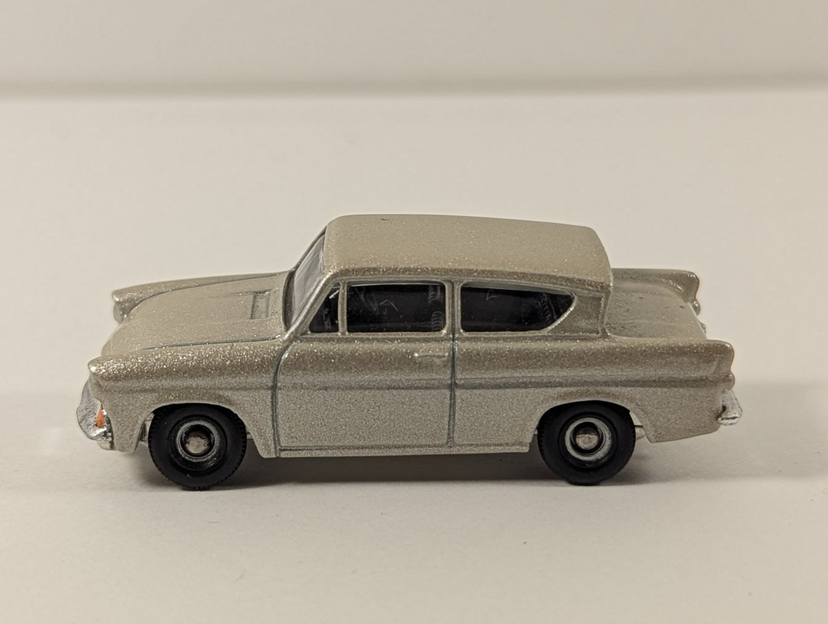 Corgi 1:76 / OO Gauge Ford Anglia 105E Die-cast Vehicle Silver