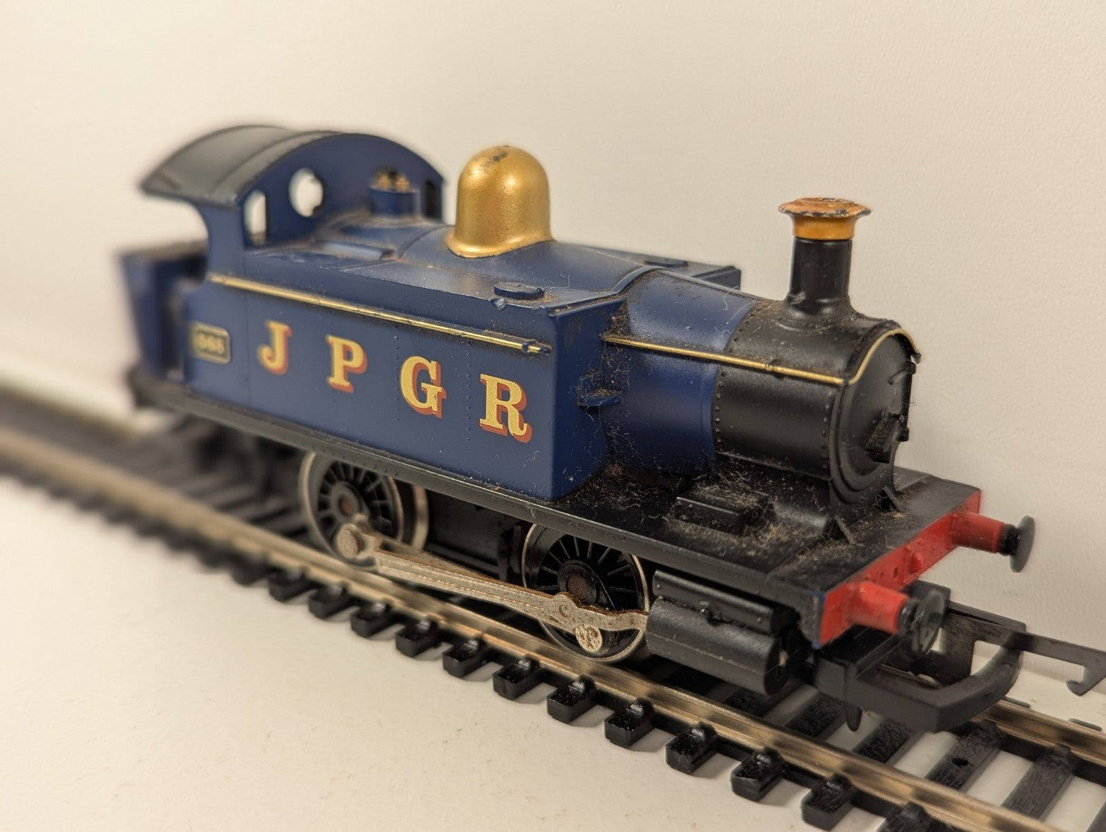 Hornby OO Gauge “JPGR” 0-4-0 Tank Locomotive Spares or Repair