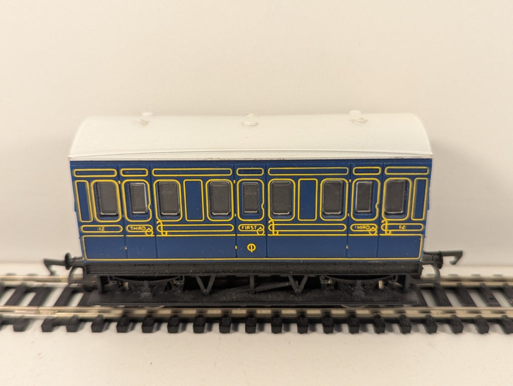 Hornby OO Gauge Caledonian Railway 4-Wheel Coach