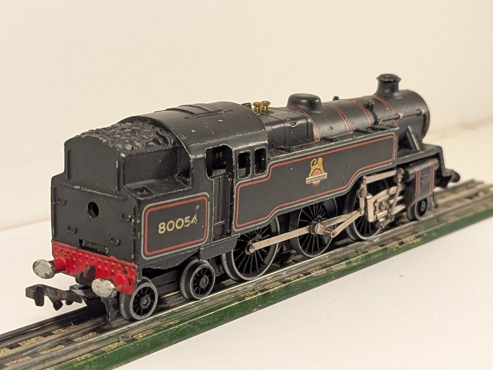 Hornby Dublo 3-Rail EDL18 BR Standard Class 4MT 2-6-4T 80054