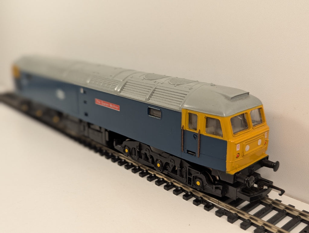 Hornby R319 OO Gauge Class 47 No. 47541 “The Queen Mother”