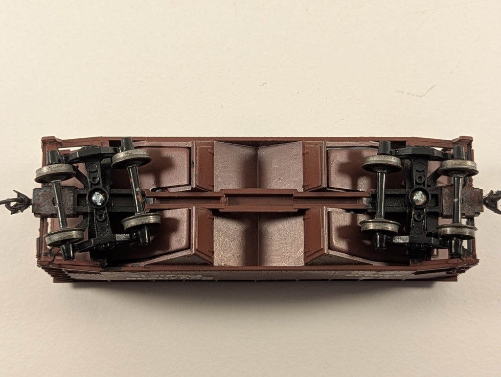 Athearn HO Gauge Southern Pacific Hopper Wagon – Renumbered