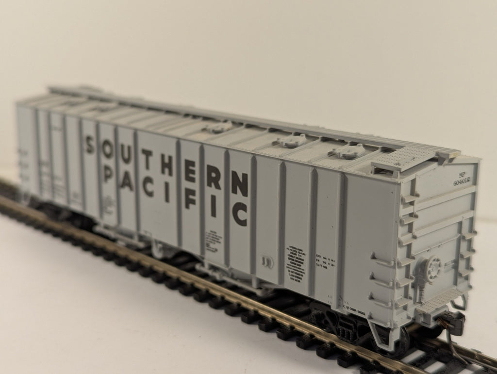 Roundhouse Products HO Gauge Southern Pacific Grey Covered Hopper Boxed