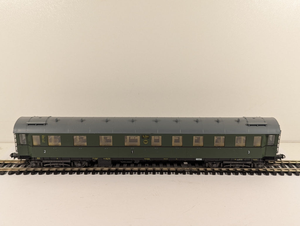 Liliput 845 02 HO Gauge DRG Express Train Coach Boxed