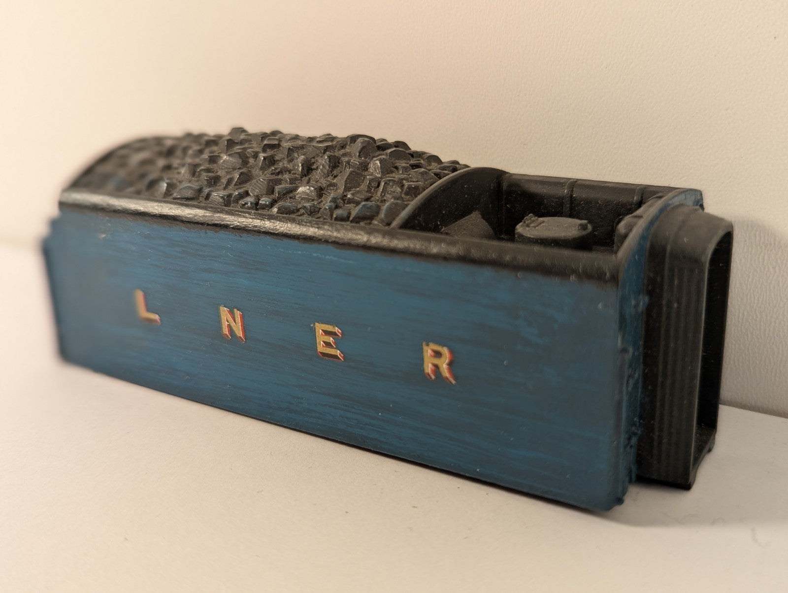 Hornby OO Gauge LNER Corridor Tender Shell LNER Blue - Spares/Repairs