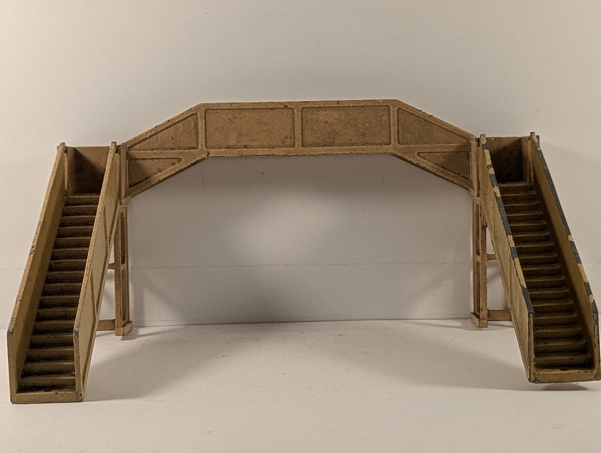 Hornby Dublo OO Gauge D1 Footbridge Cream and Brown