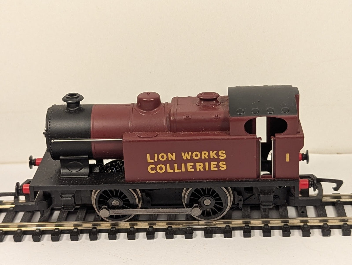 Hornby OO Gauge Lion Works Collieries 0-4-0 Industrial Tank Loco